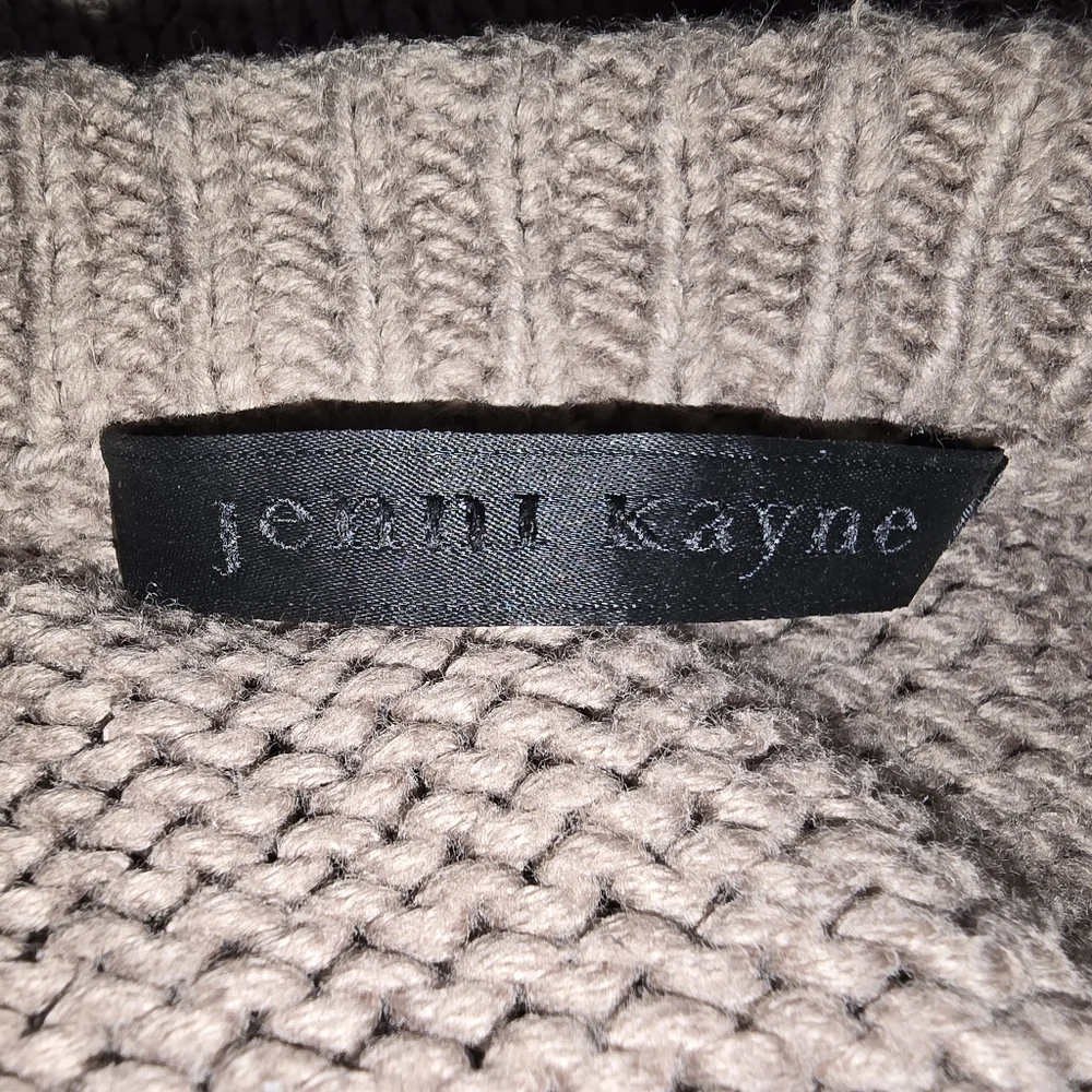 Jenni Kayne Knit Crewneck Sweater in Dusty Taupe Tan Size S - Picture 3 of 6